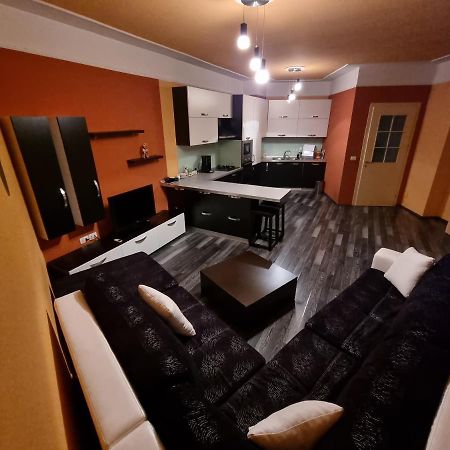 Moonshine Apartament Tiranë Eksteriør bilde