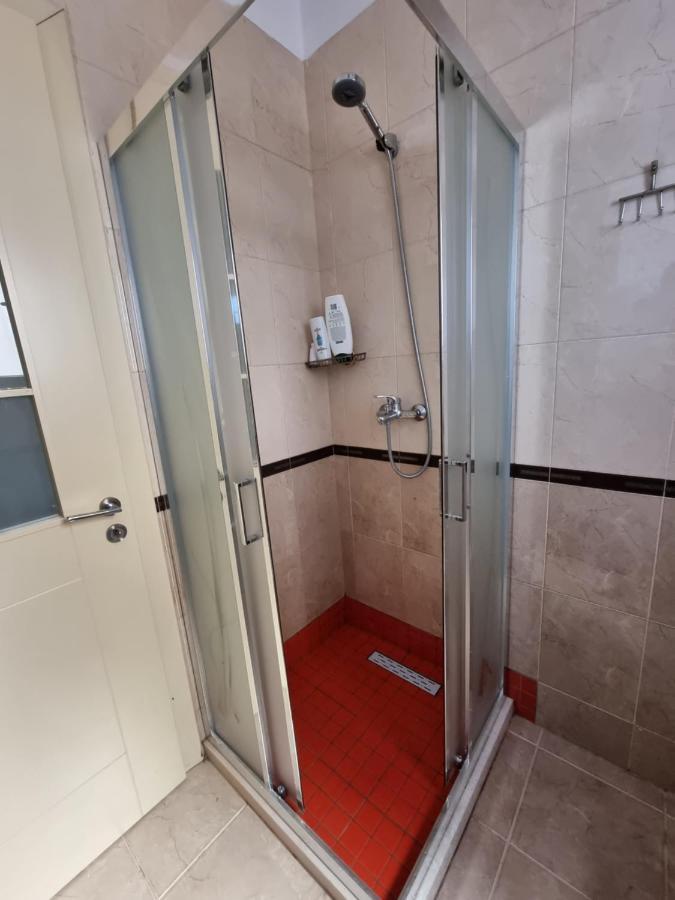 Moonshine Apartament Tiranë Eksteriør bilde